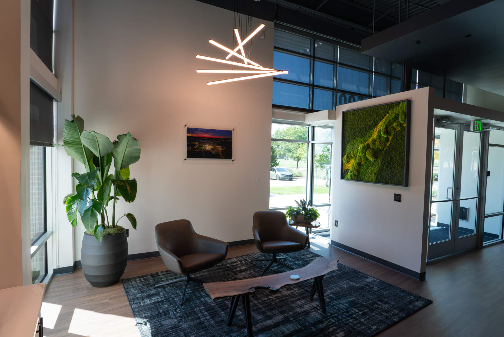 Brinkman-6 Moss wall in lobby